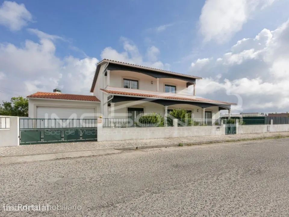 Moradia t4 isolada