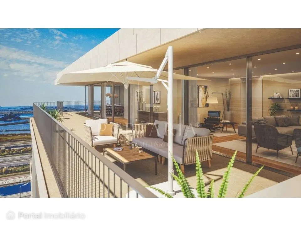 Apartamento T3 novo com vista para as salinas da Ria de Aveiro