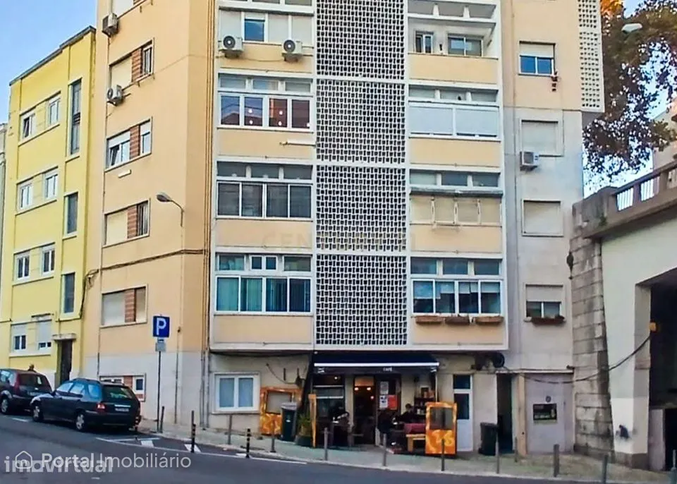 Armazém Usado em Penha de França, Lisboa - 56.5m²