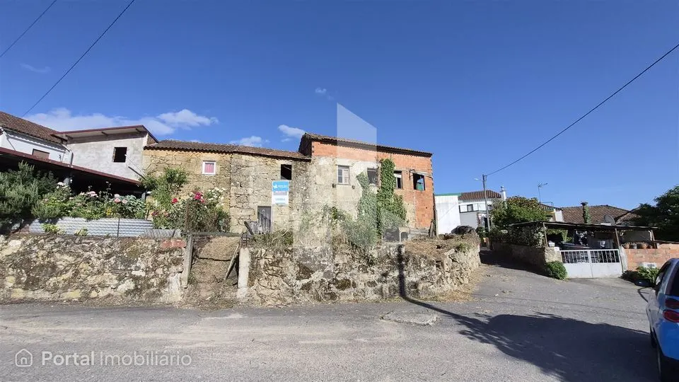 Moradia Devoluta T0 Venda em Canas de Santa Maria,Tondela