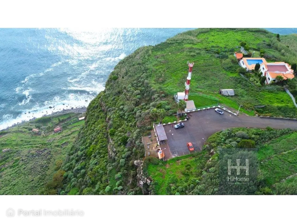 Land for sale in Fajã da Ovelha