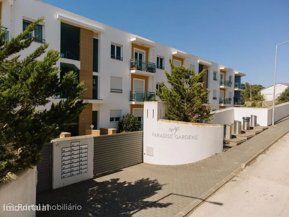 Amplo T3 com vista mar | Condomínio Fechado junto à Praia