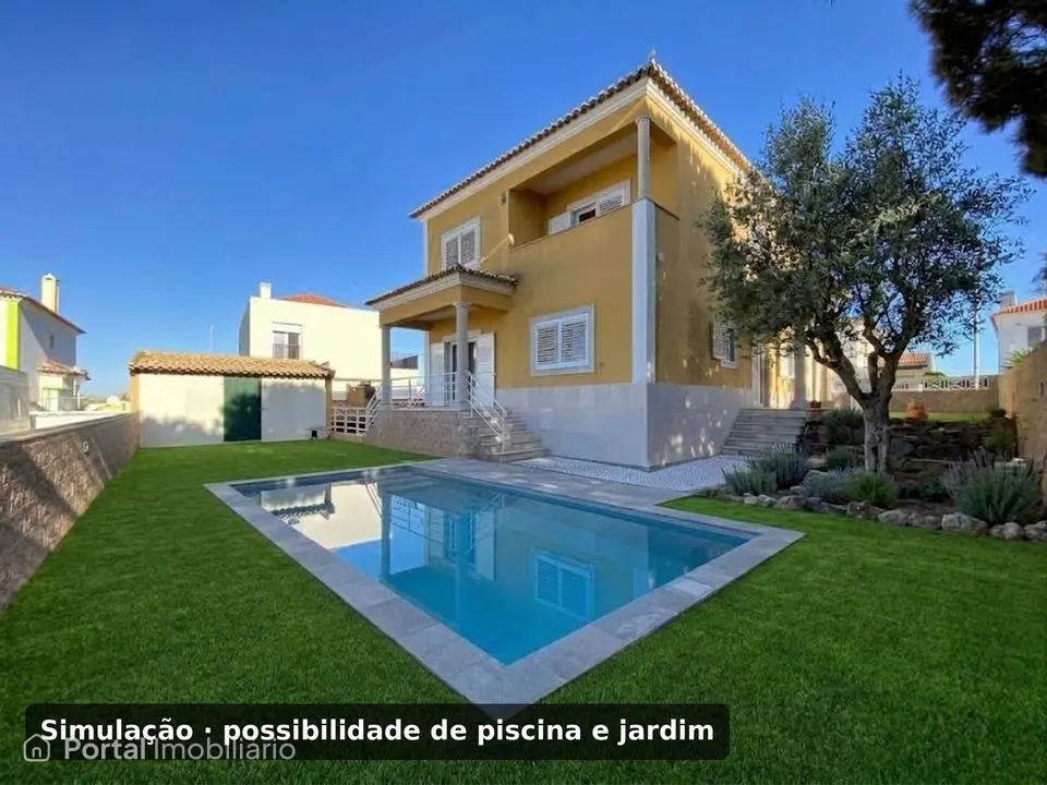 Moradia T4 com jardim e garagem para 3 carros, a 3 km da Praia do Magoito – São João das Lampas, Sintra