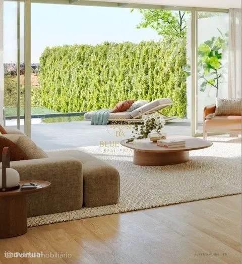 Casa V3 Duplex com Terraço em Vale Pisão