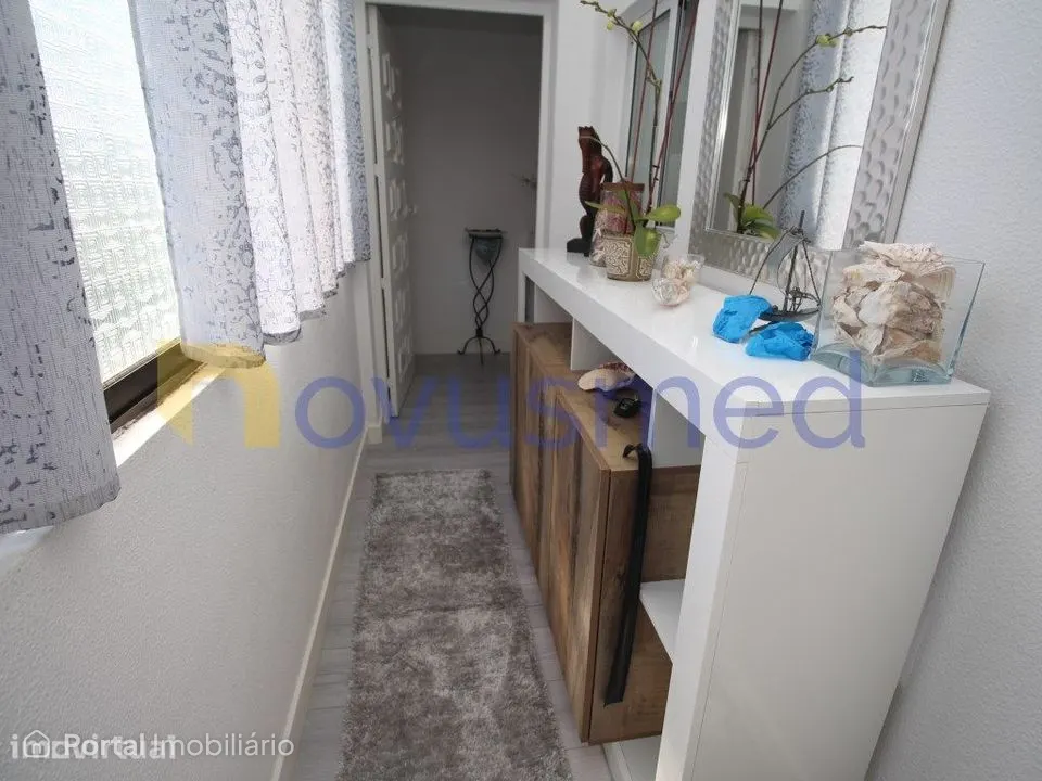 Apartamento T2+2 com terraço junto á praia dos pescadores, Albufeira