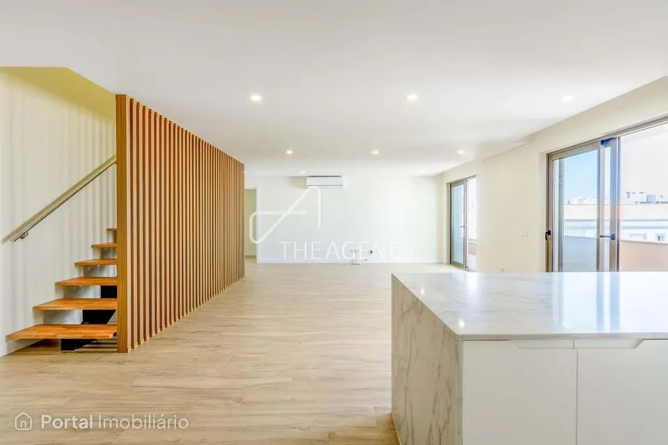 4-bedroom apartment for sale in Almancil