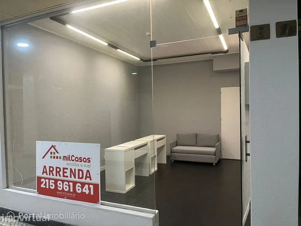 Shop for rent in Lumiar