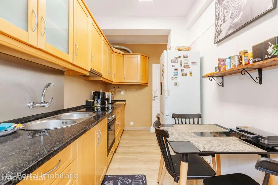 Apartamento T2 Renovado em Miratejo