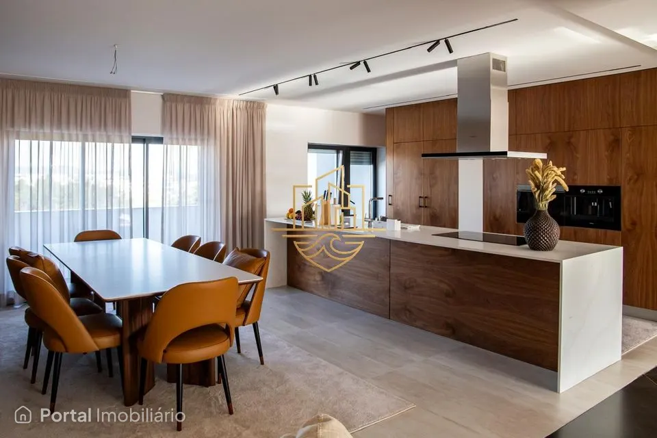 Apartamento T4 Venda em Paranhos,Porto