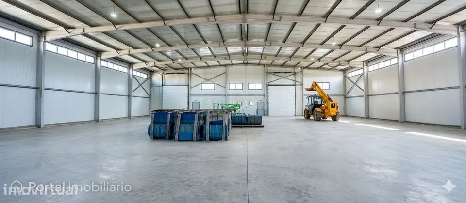 Armazém Industrial Novo a Estrear no Montijo