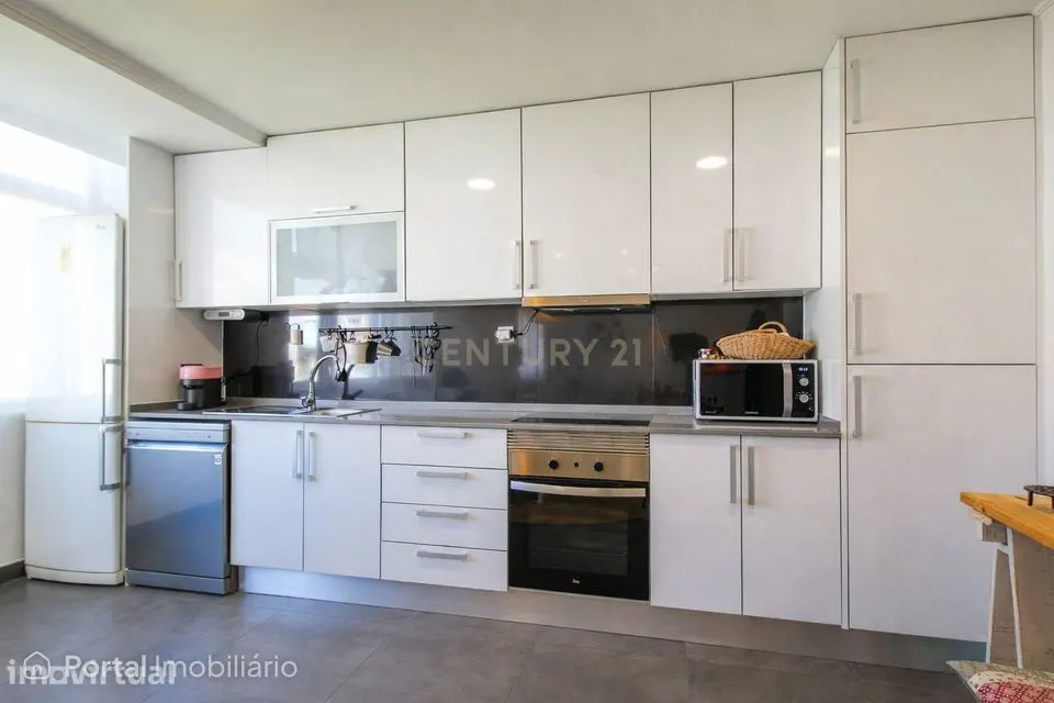 Apartamento T2 em Almada