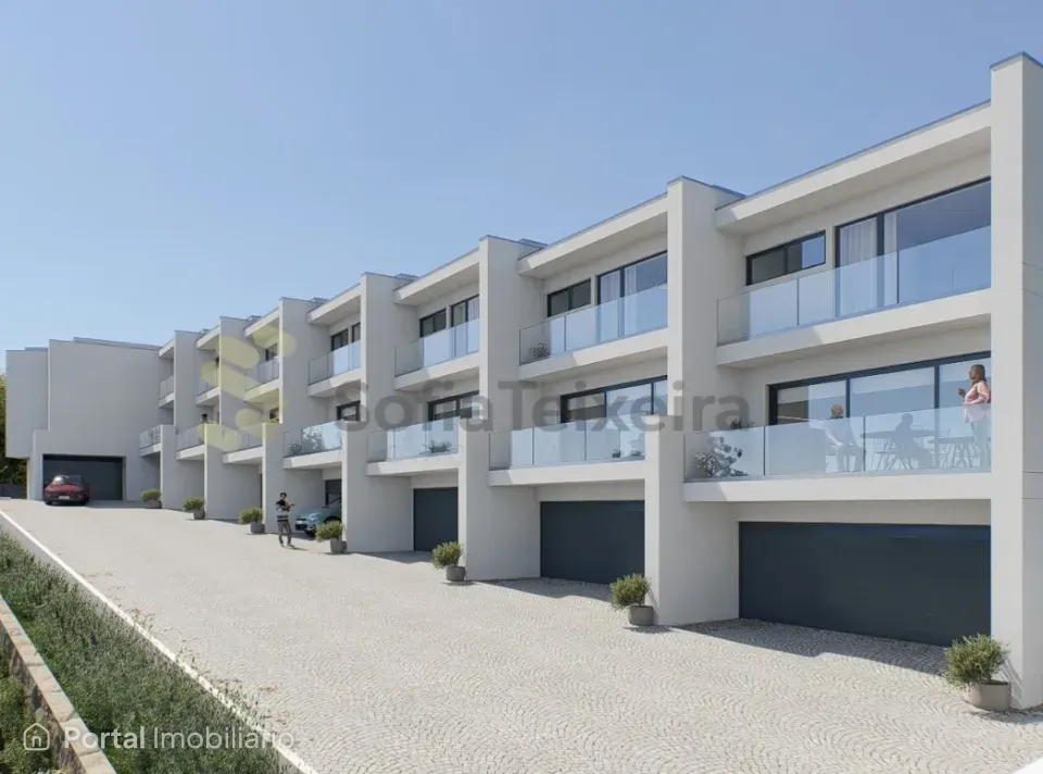 Casas das Oliveiras, 2 Frentes, Fracção F, T3 Gondomar