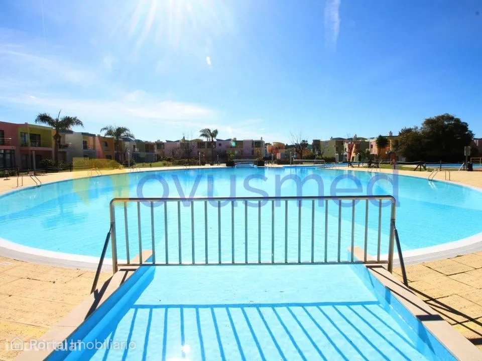 Marina de Albufeira, apartamento T0 com piscina