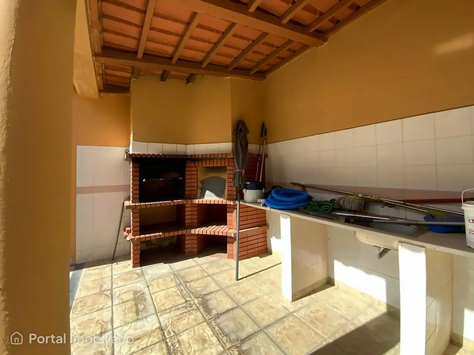 Moradia T4+1 com piscina, churrasqueira e garagem – Abóboda, Cascais