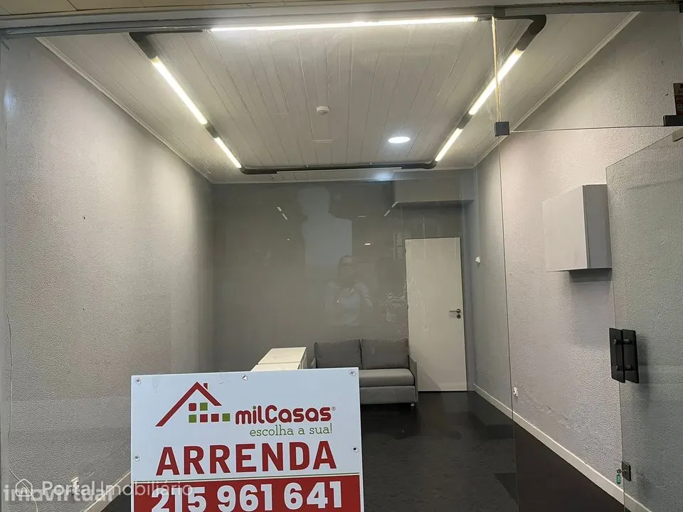 Shop for rent in Lumiar