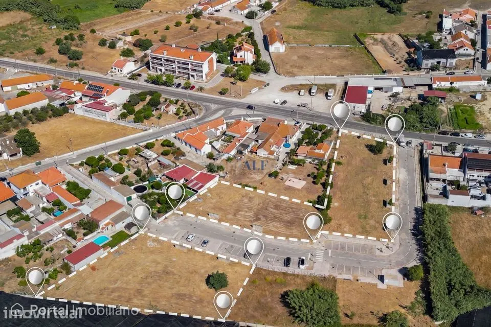 Lote Terreno com construção aprovada na Broega- Montijo