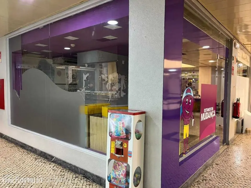 Shop for rent in Lumiar