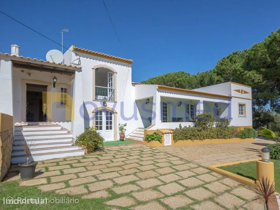 Moradia de 5 quartos com piscina na Branqueira, Albufeira